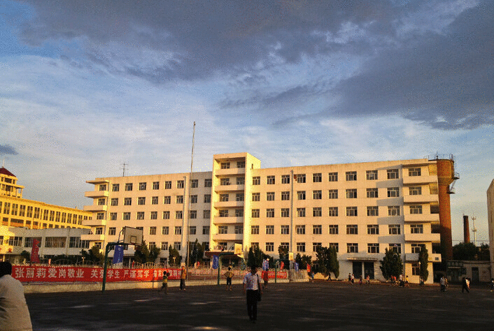 哈尔滨金融学院