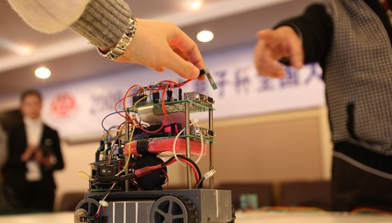 大学生电子设计竞赛应用探讨