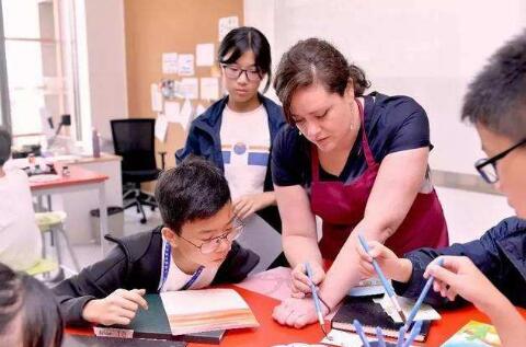 高等教育国际化英语教学目标定位