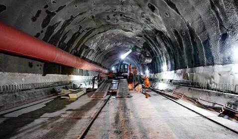 铁路隧道工程岩溶段施工处理技术